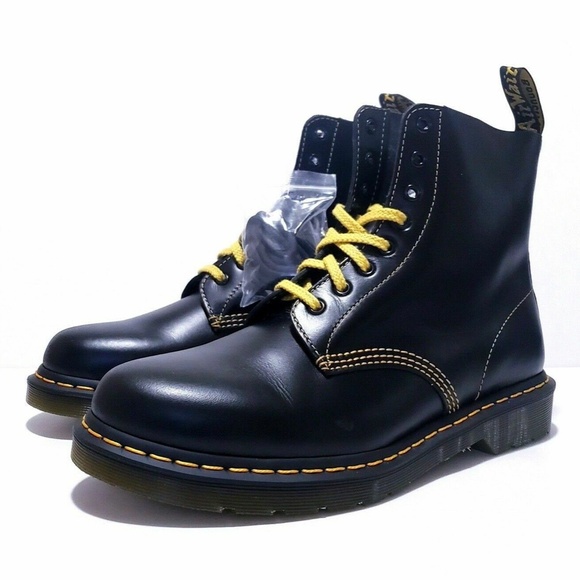 NEW Dr. Martens 1460 Pascal Mens 6 Womens 7 Black 8-Eye Smooth Leather Boots main image 6